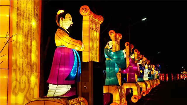 成都萌宠乐园停车收费情况分析