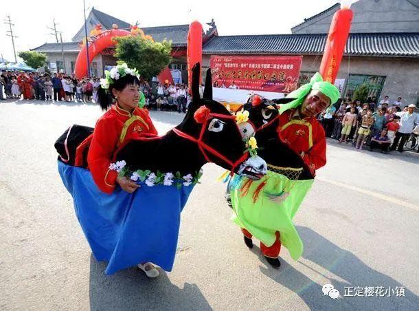 抖音月付云闪付怎么套出来 揭秘抖音月付云闪付套现攻略，轻松变现，你也能做到！